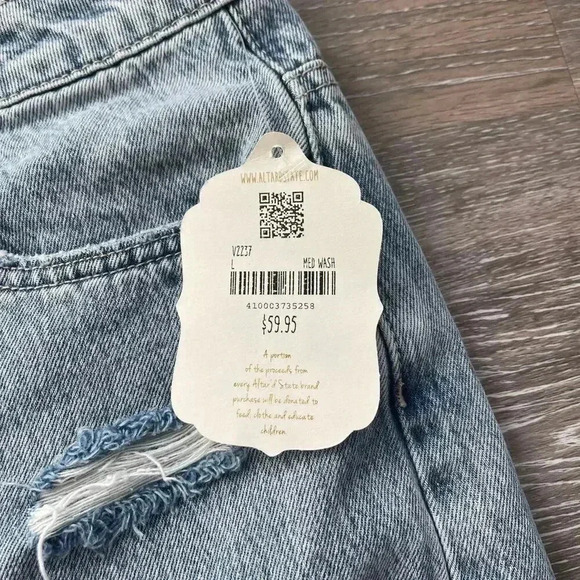 VERVET by Flying Monkey Rigid Button Up High Rise Denim Shorts - Picture 5 of 8